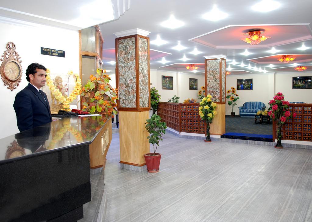 Hotel Sahil Katra  Buitenkant foto